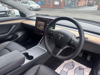 Tesla Model 3 LONG RANGE AWD