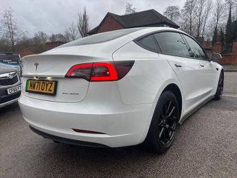 Tesla Model 3 LONG RANGE AWD