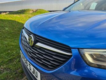 Vauxhall Grandland X 1.5 Turbo D BlueInjection SE Auto Euro 6 (s/s) 5dr