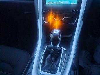 Ford Mondeo 2.0 TDCi Zetec Edition Powershift Euro 6 (s/s) 5dr