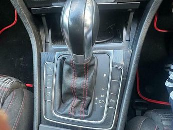 Volkswagen Golf GTi 2.0 TSI BlueMotion Tech GTI DSG Euro 6 (s/s) 5dr