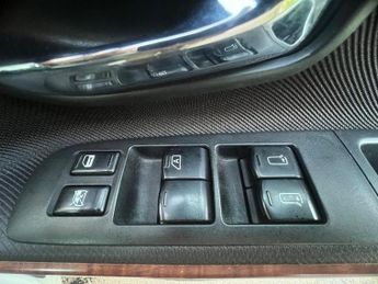 Nissan Elgrand Highway Star