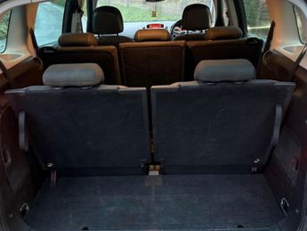 Vauxhall Zafira SRI