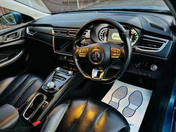 MG MG5 61.1kWh Exclusive Long Range Auto 5dr