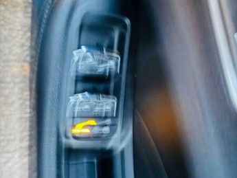 MG MG5 61.1kWh Exclusive Long Range Auto 5dr