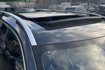 Volvo XC90 2.0h T8 Twin Engine 9.2kWh Momentum SUV 5dr Petrol Plug-in Hybri