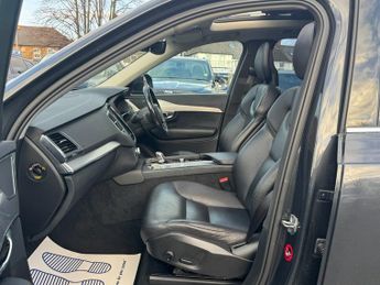 Volvo XC90 2.0h T8 Twin Engine 9.2kWh Momentum SUV 5dr Petrol Plug-in Hybri