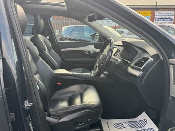 Volvo XC90 2.0h T8 Twin Engine 9.2kWh Momentum SUV 5dr Petrol Plug-in Hybri