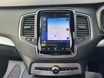 Volvo XC90 2.0h T8 Twin Engine 9.2kWh Momentum SUV 5dr Petrol Plug-in Hybri