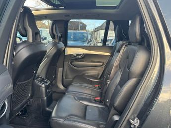 Volvo XC90 2.0h T8 Twin Engine 9.2kWh Momentum SUV 5dr Petrol Plug-in Hybri