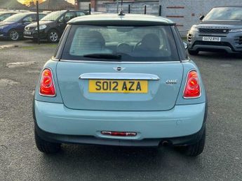 MINI Hatch 1.6 One Steptronic Euro 5 3dr