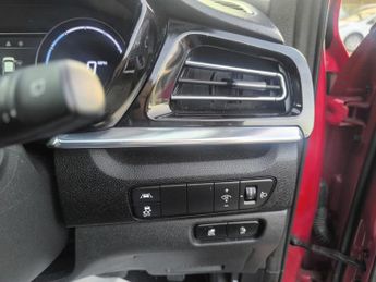 Kia Niro 2 GDi 64 kWh SUV 5dr DCT Euro 6