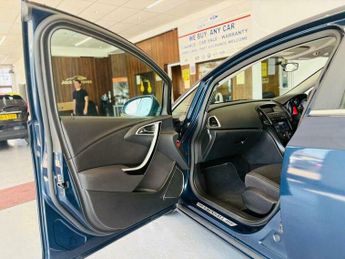 Vauxhall Astra 1.6 16v SRi Auto Euro 5 5dr