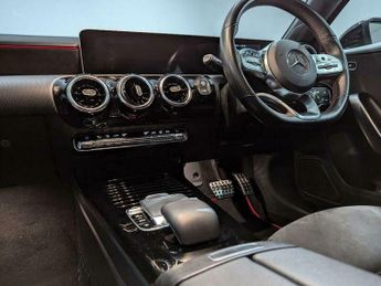 Mercedes-Benz A Class 1.5 A180d AMG Line (Executive) 7G-DCT Euro 6 (s/s) 5dr