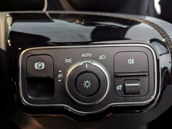 Mercedes-Benz A Class 1.5 A180d AMG Line (Executive) 7G-DCT Euro 6 (s/s) 5dr