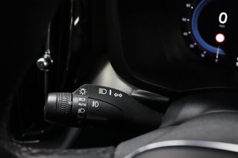 Volvo XC60 RECHARGE T6 R-DESIGN AWD