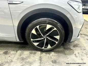 Volkswagen ID.7 ID.5 STYLE PRO PERFORMANCE [STUNNING EXAMPLE WITH GREAT SPEC]