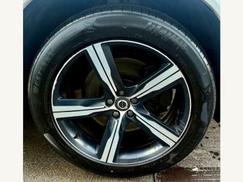 Volvo XC90 T8 TWIN ENGINE R-DESIGN PRO AWD