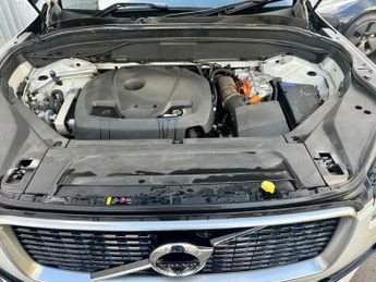 Volvo XC90 T8 TWIN ENGINE R-DESIGN PRO AWD