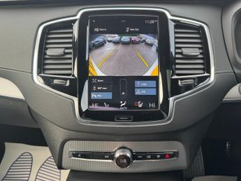 Volvo XC90 2.0h T8 Twin Engine Recharge 11.6kWh R-Design Pro SUV 5dr Petrol