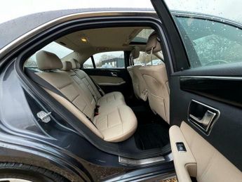 Mercedes-Benz E Class 3.0 E350 CDI V6 BlueEfficiency Avantgarde G-Tronic Euro 5 4dr