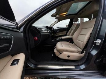 Mercedes-Benz E Class 3.0 E350 CDI V6 BlueEfficiency Avantgarde G-Tronic Euro 5 4dr