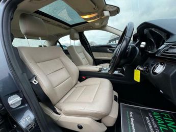 Mercedes-Benz E Class 3.0 E350 CDI V6 BlueEfficiency Avantgarde G-Tronic Euro 5 4dr