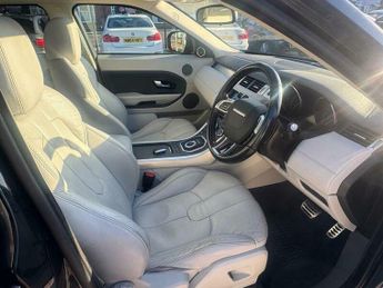 Land Rover Range Rover Evoque 2.2 SD4 Pure SUV 5dr Diesel Auto 4WD Euro 5 (190 ps)