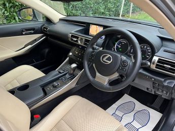 Lexus IS 300H PREMIER