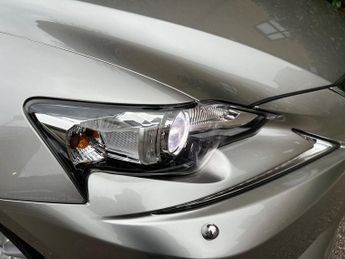 Lexus IS 300H PREMIER