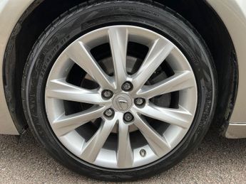 Lexus IS 300H PREMIER