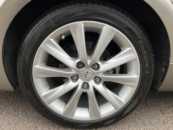 Lexus IS 300H PREMIER