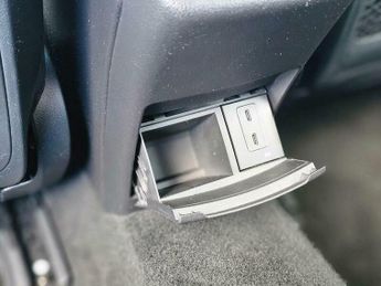 Mercedes-Benz A Class 1.3 A180 AMG Line (Premium) 7G-DCT Euro 6 (s/s) 5dr