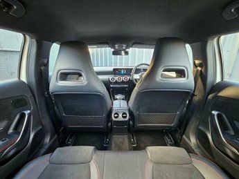 Mercedes-Benz A Class 1.3 A180 AMG Line (Premium) 7G-DCT Euro 6 (s/s) 5dr