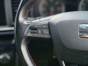 SEAT Leon 2.0 TDI FR Technology ST DSG Euro 6 (s/s) 5dr