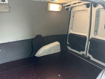 Vauxhall Combo 1.3 CDTi 2000 16v Panel Van 3dr Diesel Manual (138 g/km, 69 bhp)