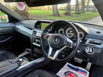 Mercedes-Benz E Class 2.1 E250 CDI AMG Sport G-Tronic+ Euro 5 (s/s) 4dr
