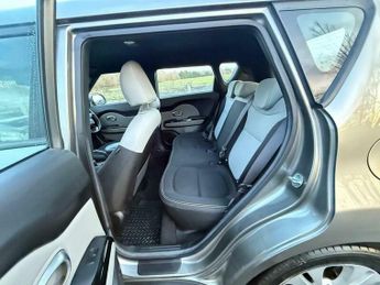 Kia Soul 1.6 GDi Connect Plus Euro 6 5dr