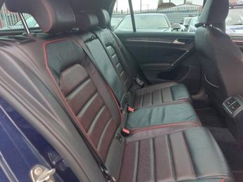 Volkswagen Golf GTI TSI DSG