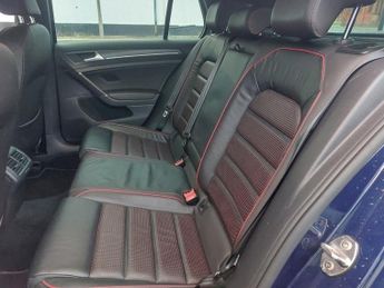 Volkswagen Golf GTI TSI DSG