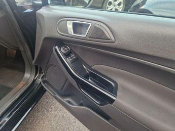 Ford Fiesta 1.0T EcoBoost Titanium Powershift Euro 6 5dr
