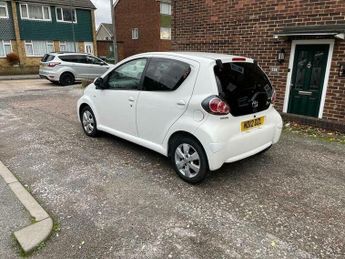 Toyota AYGO 1.0 VVT-i Fire Hatchback 5dr Petrol MultiMode Euro 5 (a/c) (67 p