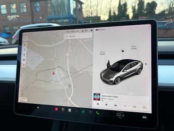 Tesla Model 3 LONG RANGE AWD