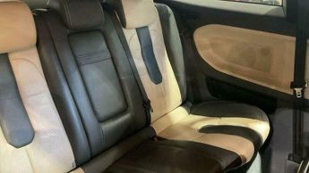 Land Rover Range Rover Evoque 2.2 SD4 Dynamic Auto 4WD Euro 5 3dr