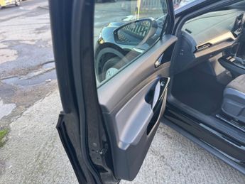 Volkswagen  Pro 77kWh Life SUV 5dr Electric Auto (174 ps)