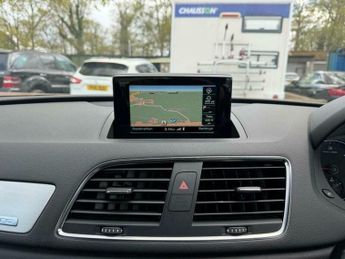 Audi Q3 2.0 TDI S line S Tronic quattro Euro 5 (s/s) 5dr