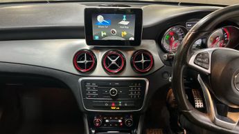 Mercedes SLR McLaren CLA250 4MATIC ENGINEERED BY AMG