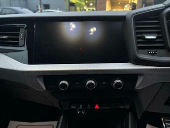 Audi A1 1.0 TFSI 30 S line Sportback S Tronic Euro 6 (s/s) 5dr