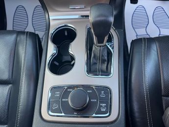 Jeep Grand Cherokee 3.0 V6 CRD Overland SUV 5dr Diesel Auto 4WD Euro 6 (247 bhp)