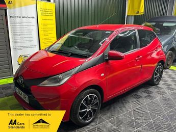Toyota AYGO 1.0 VVT-i x-play Hatchback 5dr Petrol Manual Euro 5 Euro 5 (68 p